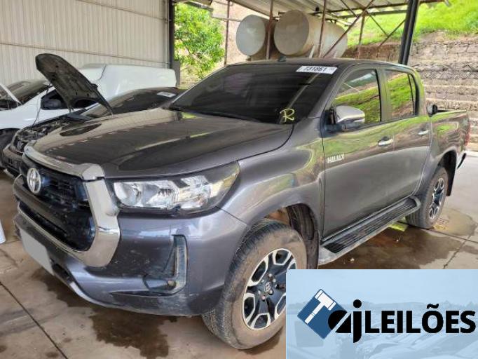 TOYOTA HILUX CD 21/21