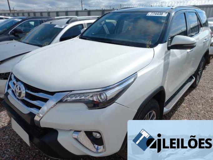 TOYOTA HILUX SW4 18/19 